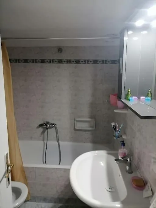 1 Км От Пляжа, 10 Минут От Аэропорта, Есть Паркинг Peraia  Apartment Peraia (Thessaloniki)