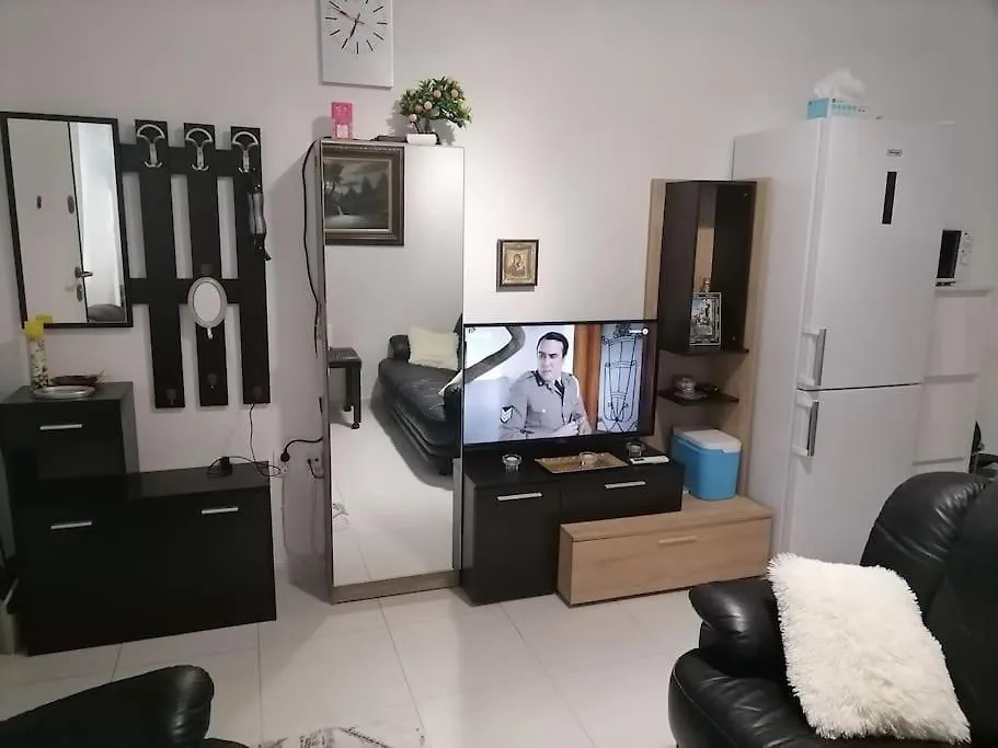 1 Км От Пляжа, 10 Минут От Аэропорта, Есть Паркинг Peraia  Apartment Peraia (Thessaloniki)